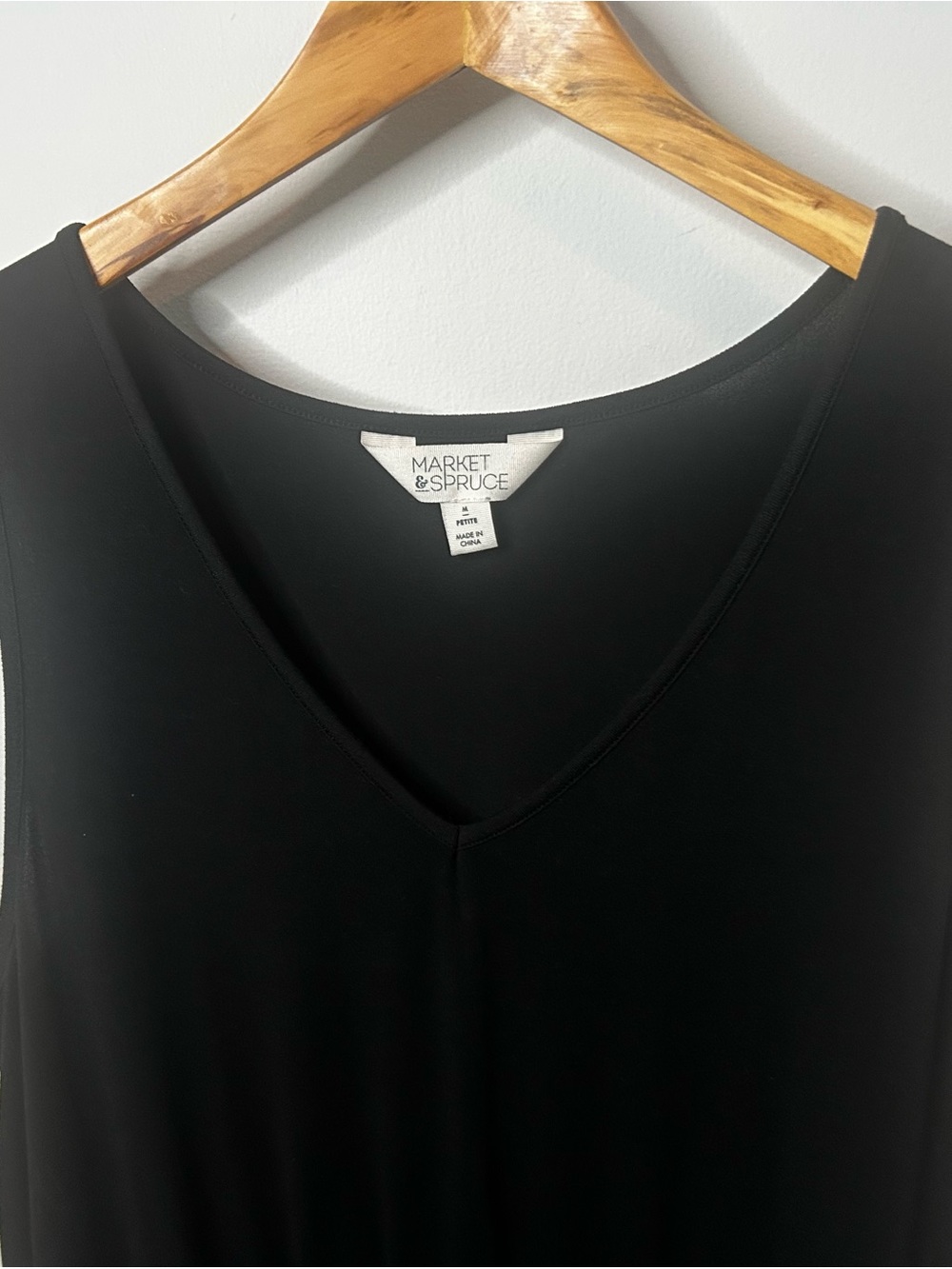 Market & Spruce Black V‑Neck Midi Dress with Defined Waist - Picture 7 of 7